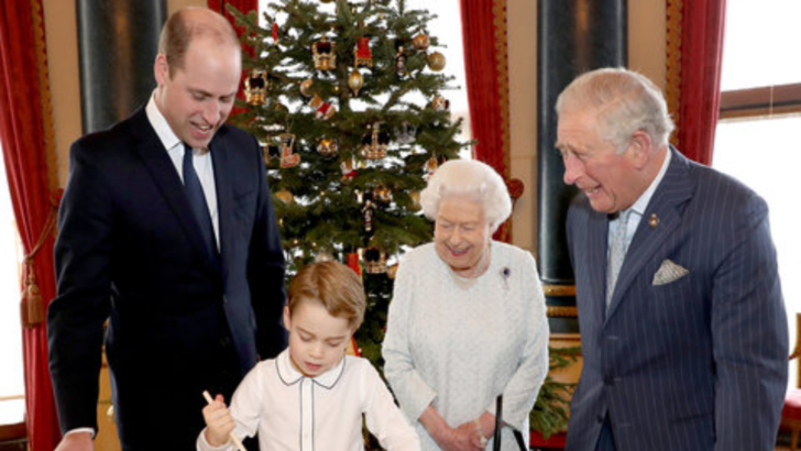 Regina Marii Britanii i-a pus pe bărbații din familia regală să pregătească masa de Crăciun